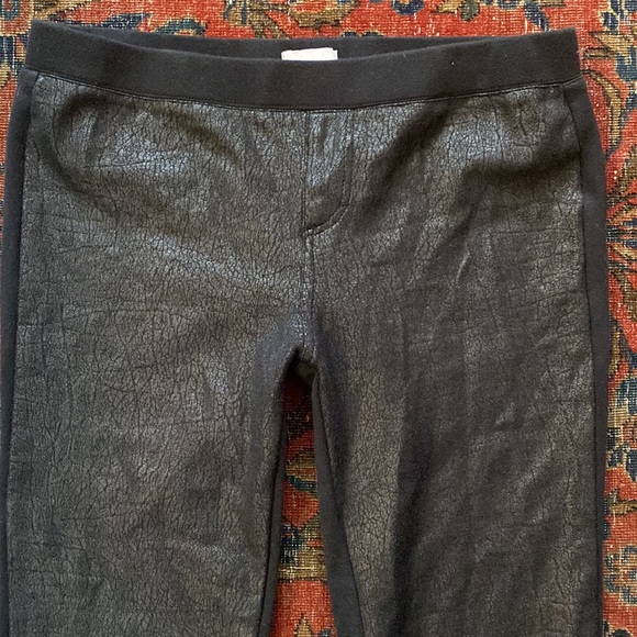 Croc leather leggings 🐊 - Picture 3 of 15